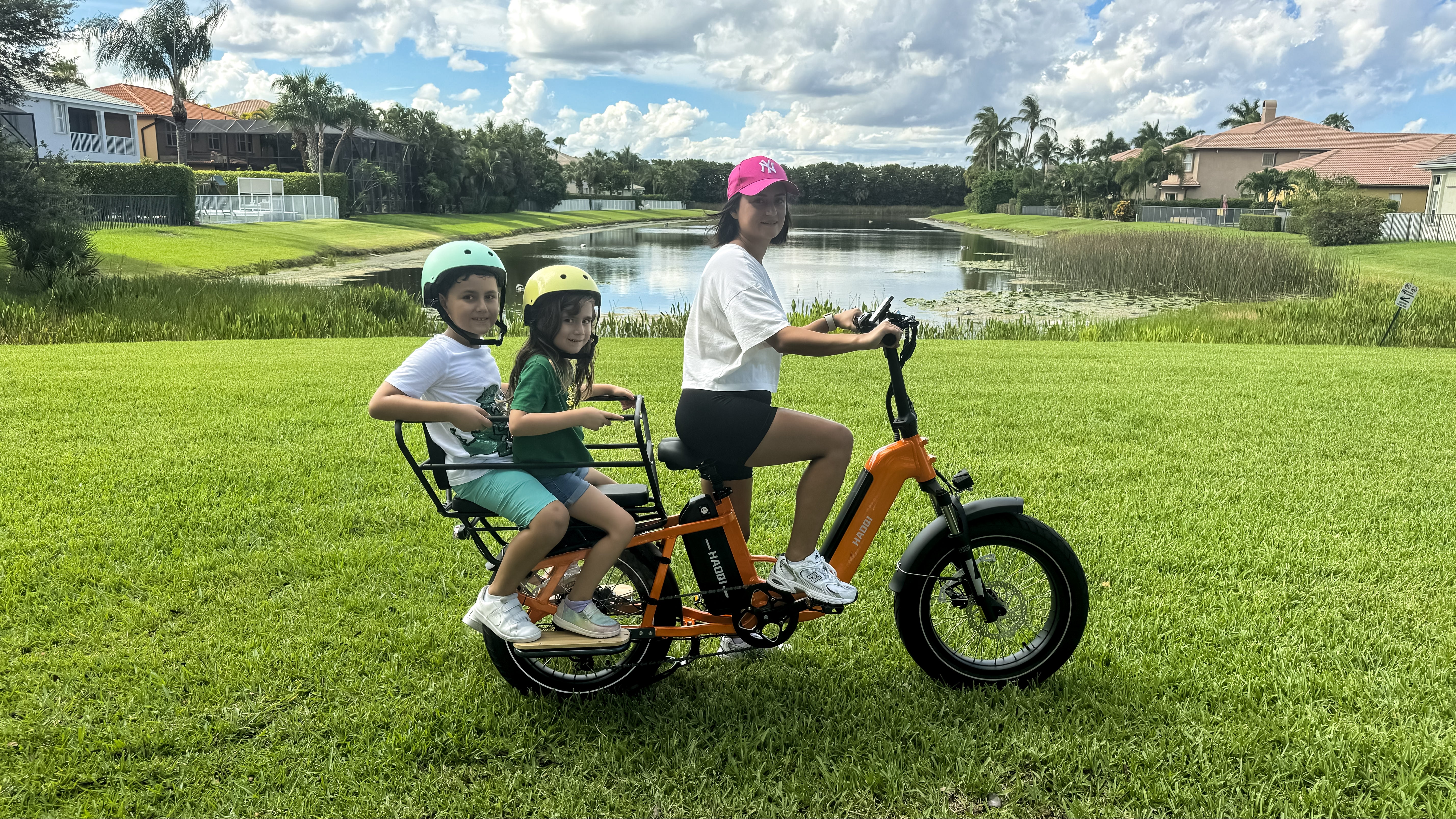 HAOQI Camel Cargo E-Bike mit Dual-Akku-System und breiten Fat Tires